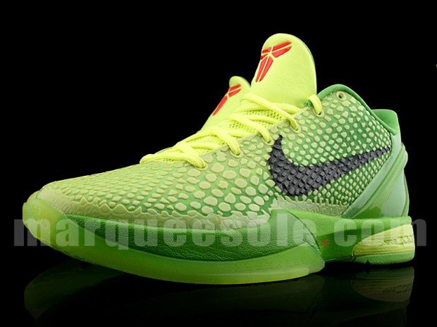 Nike-Zoom-Kobe-VI-Christmas-03.jpg