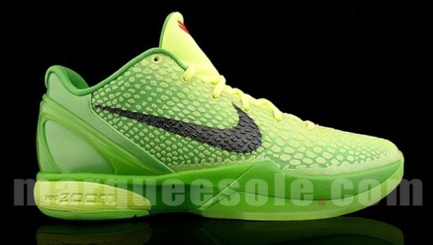 Nike Zoom Kobe VI (Christmas).jpg