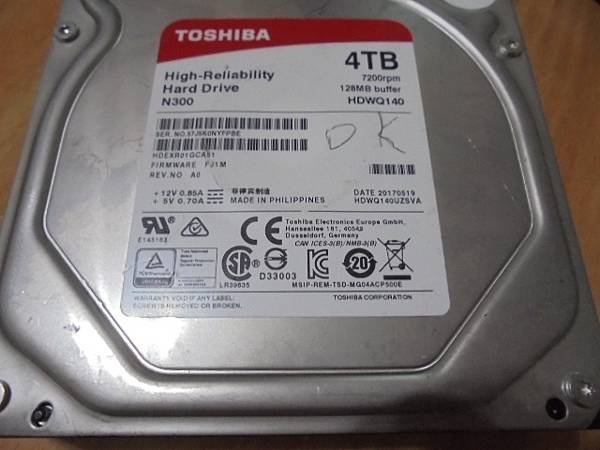 【SATA接座】三個品牌2TB/4TB硬碟九顆→3.5吋裸碟