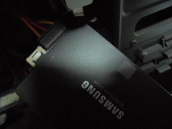 【1TB&gt;500GB】SAMSUNG三星500GB固態硬碟8