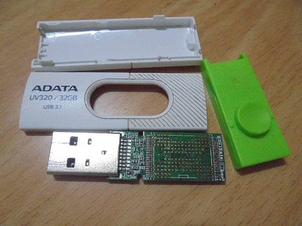 【不修不救】ADATA威剛UV320隨身碟32GB～USB 