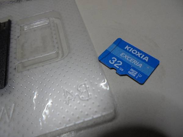 【拆殼判定】SONY索尼4GB～ICD-UX533F錄音筆先