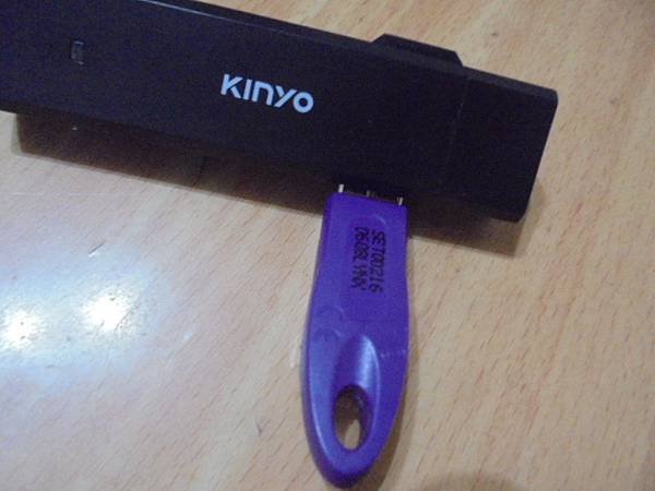 【拆殼接補】不知名品牌USB鑰匙USB Key安全金鑰→先插