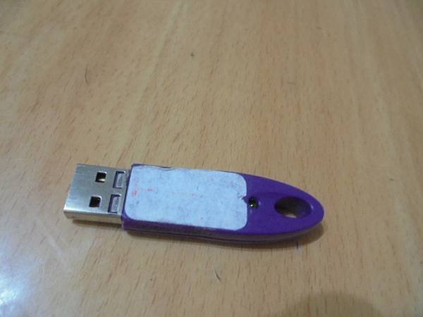 【現場完修】不知名品牌USB鑰匙USB Key安全金鑰～先插