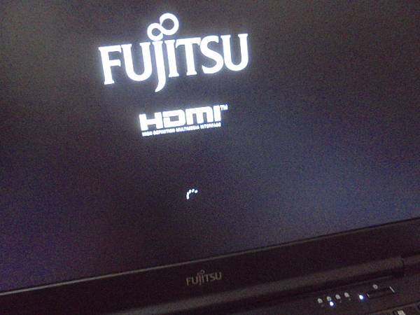 【安裝系統】FUJITSU富士通LIFEBOOK筆記型電腦E