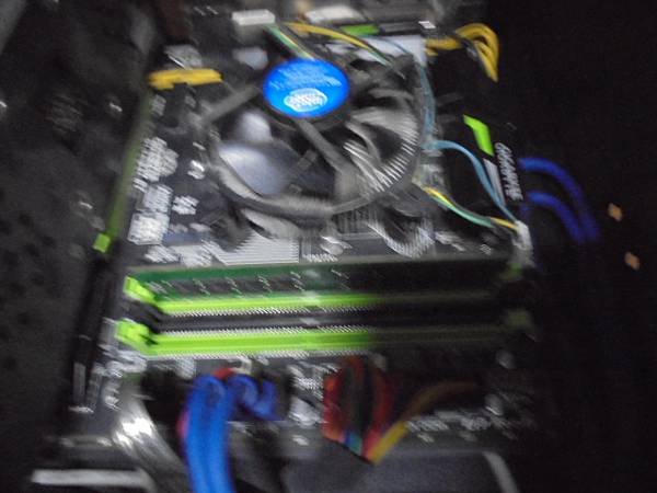 【對拷雙碟】GIGABYTE技嘉G1.Sniper B7主機