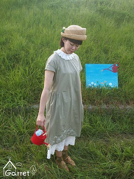 黃小珊的小閣樓。如雨露澆水提包 8/26  下午 14:00
