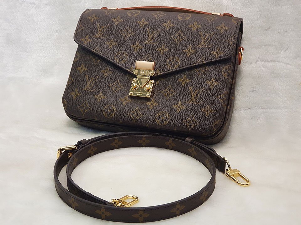 Louis Vuitton【郵差包】LV Pochette 