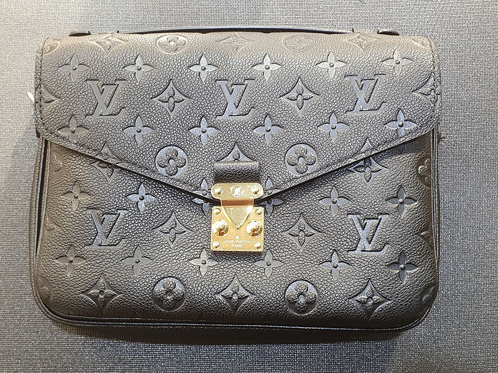 Louis Vuitton【學院包】LV Pochette 