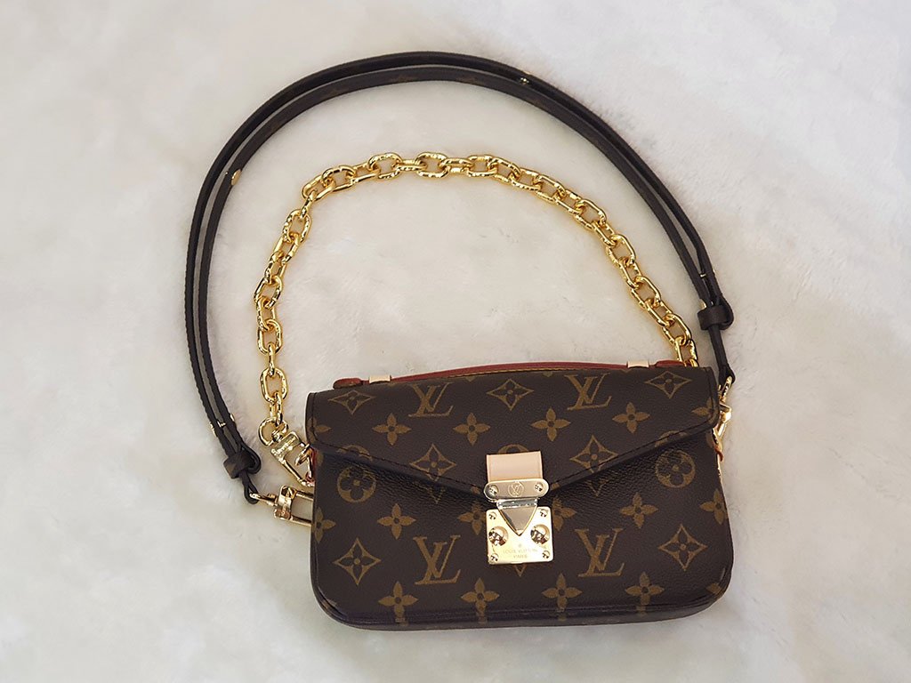 Louis Vuitton【新款郵差包】LV Pochett