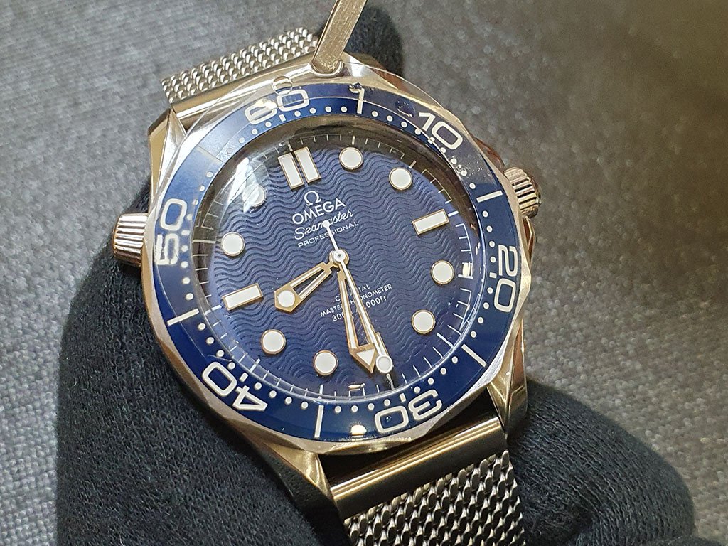 歐米茄【007 60週年紀念】OMEGA Seamaster