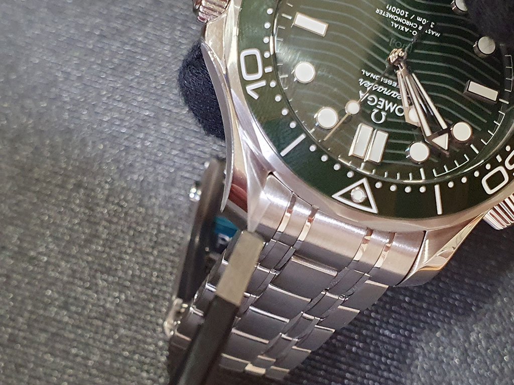 歐米茄【綠海馬】OMEGA Seamaster 綠面海馬30