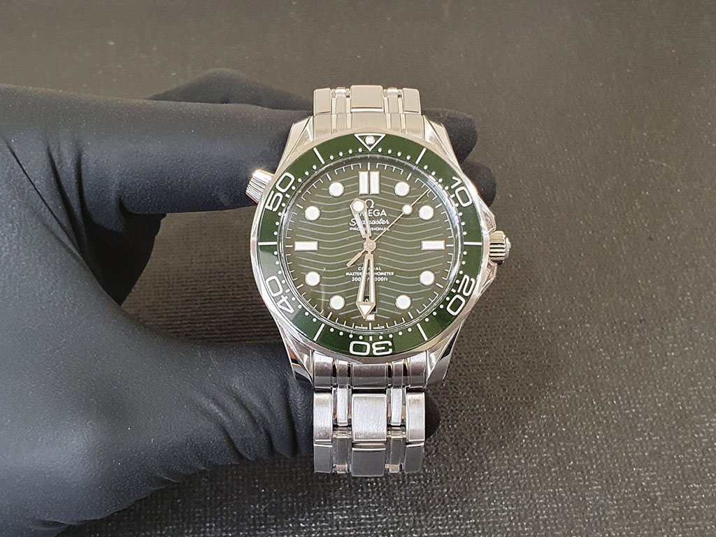 歐米茄【綠海馬】OMEGA Seamaster 綠面海馬30