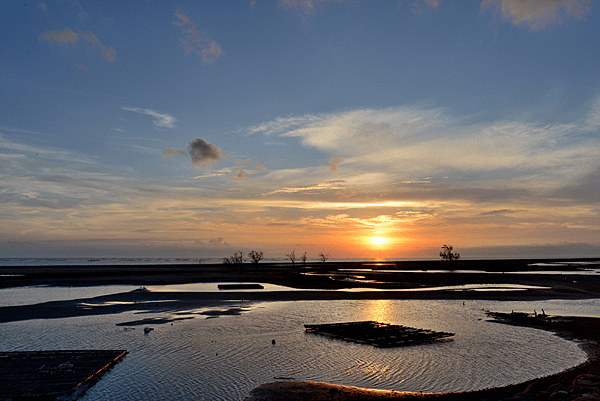 壽島登島踏浪