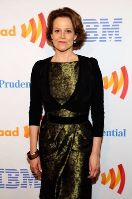 03-SigourneyWeaver.jpg