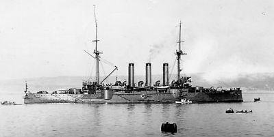 Japanese_cruiser_Izumo_1902