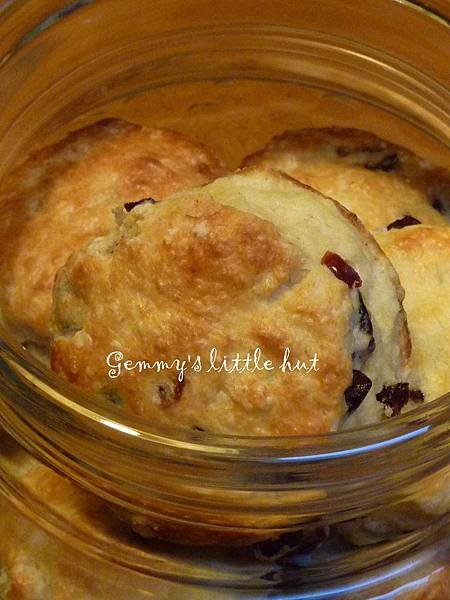 scones in a jar.jpg