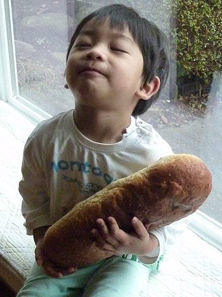 holding rusty bread 1.JPG