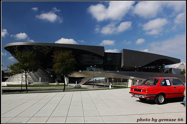 01 BMW world.jpg