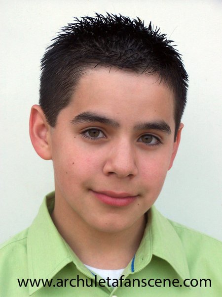 david-archuleta-headshot-green10.jpg