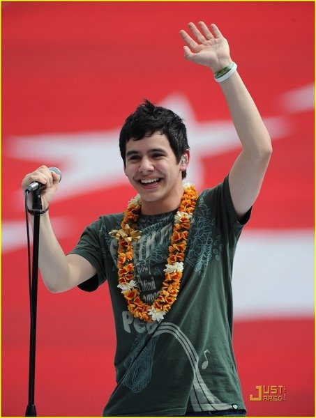 david-archuleta-pro-bowl-01.jpg