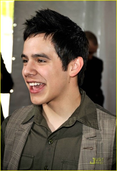 david-archuleta-kids-choice-08.jpg