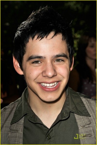 david-archuleta-kids-choice-02.jpg