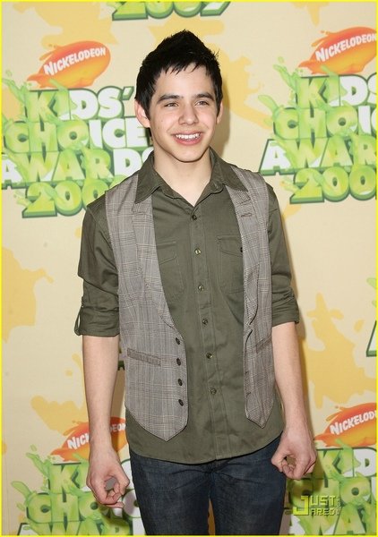 david-archuleta-kids-choice-05.jpg