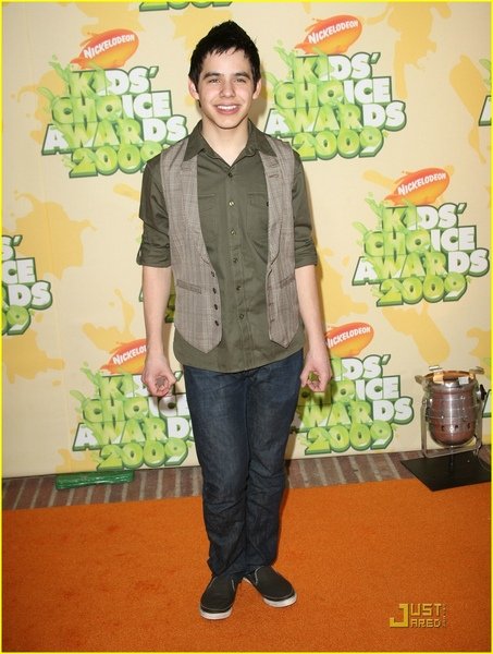 david-archuleta-kids-choice-06.jpg