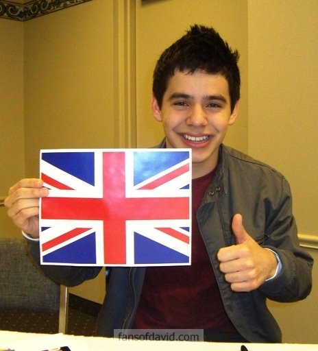 david-uk-thumbs-up1.jpg