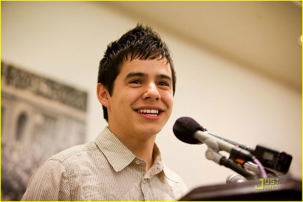 david-archuleta-childre-uniting-nations-02.jpg