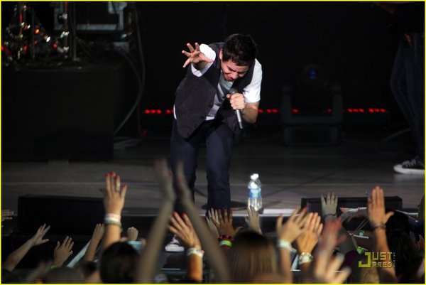 david-archuleta-omaha-concert-03.jpg