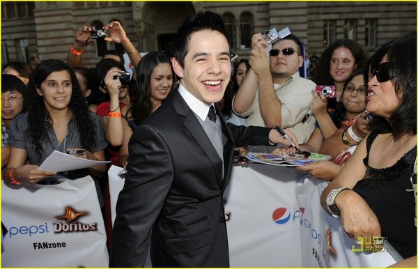 david-archuleta-alma-awards-06.jpg