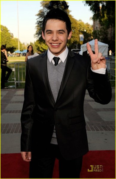 david-archuleta-alma-awards-08.jpg