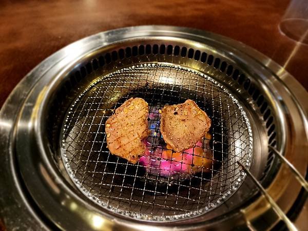 [雪莉丸出遊]2024.2月一個人的日本-好吃的村上牛燒肉A