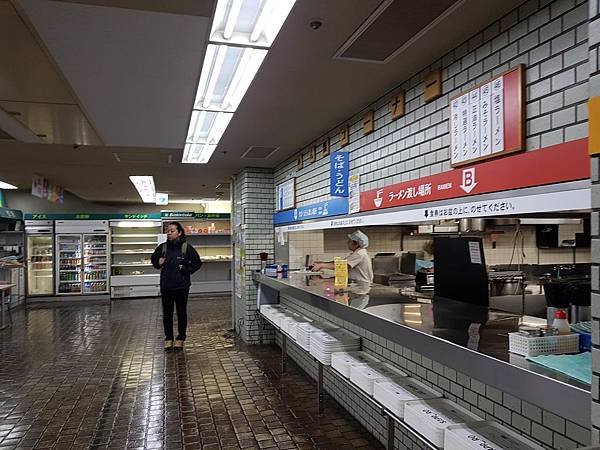 蕎麥麵、烏龍麵、拉麵取餐口.jpg