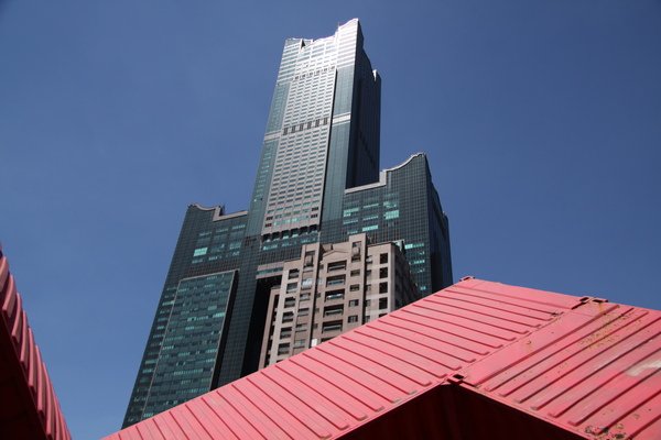 2009.6.30 高雄85 大樓