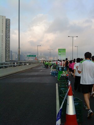 8km 的水站!!!