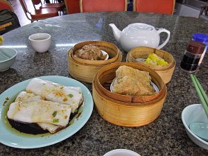 2011.5.9 川龍早茶 - 點心自取