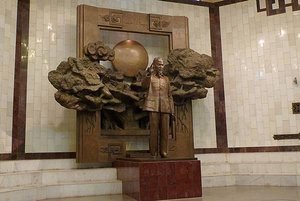胡志明銅像