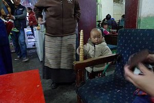 甜茶店的勤奮小噴油