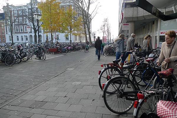 Utrecht是一個真的非常腳踏車的城市