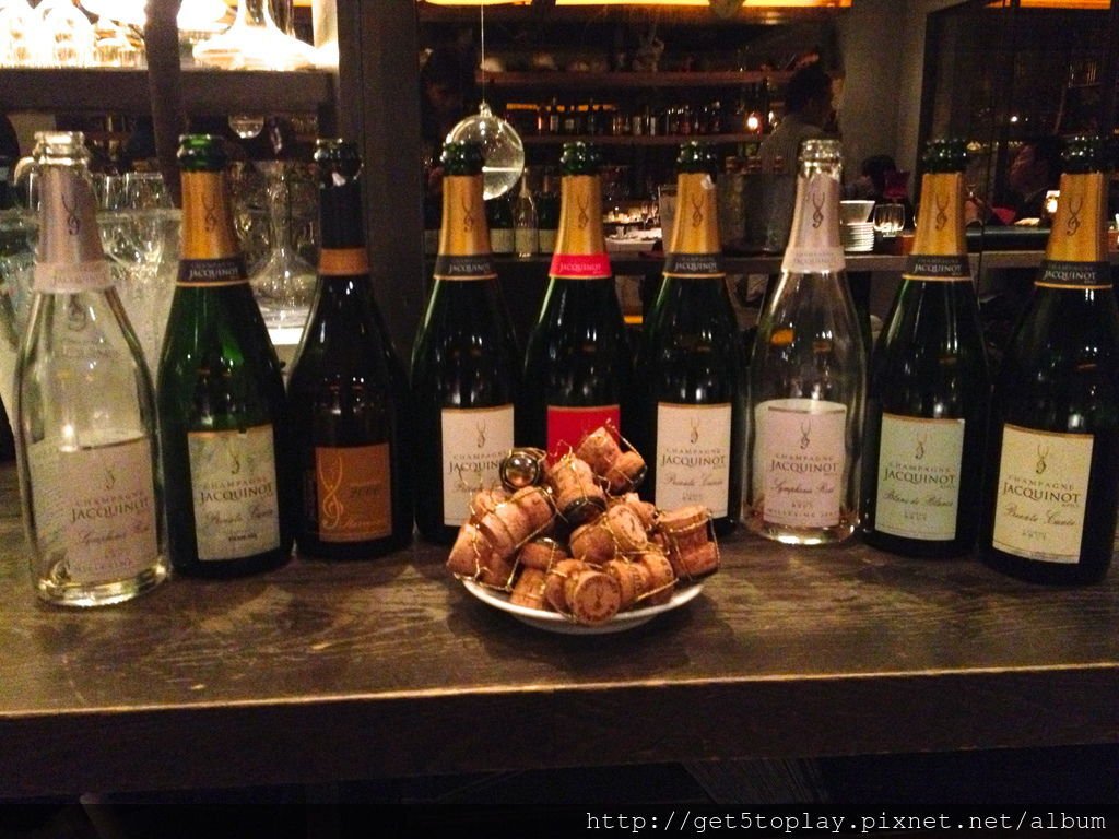 Champagne Jacquinot &amp; Fils