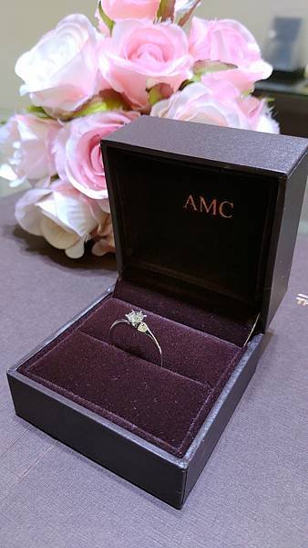 AMC鑽石婚戒鑽戒推薦生活照.jpg