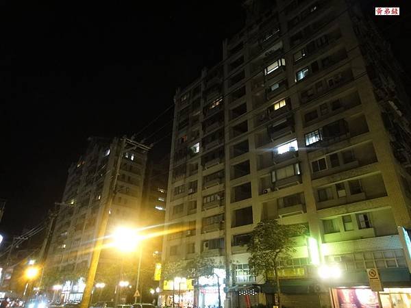 西湖寧靜夜晚.JPG