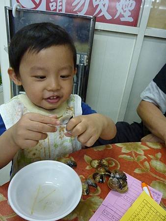 100-05-22-2Y8M (19).JPG
