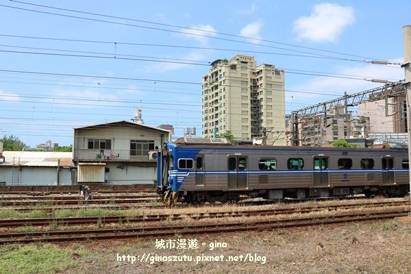 【新竹北區】距離鐵道最近~追火車 。 新竹鐵道藝術村