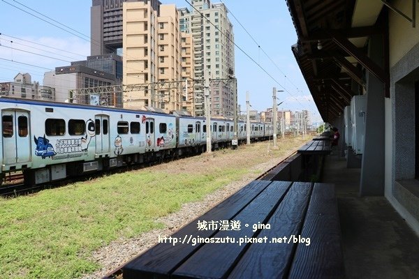 【新竹北區】距離鐵道最近~追火車 。 新竹鐵道藝術村