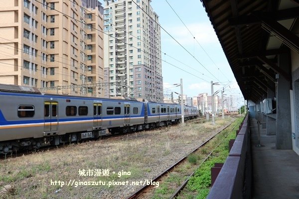 【新竹北區】距離鐵道最近~追火車 。 新竹鐵道藝術村