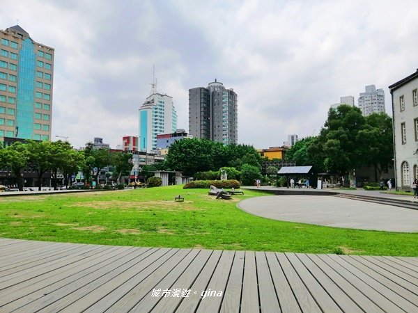 【台北中正】老建築相遇新文創。華山1914文創園區